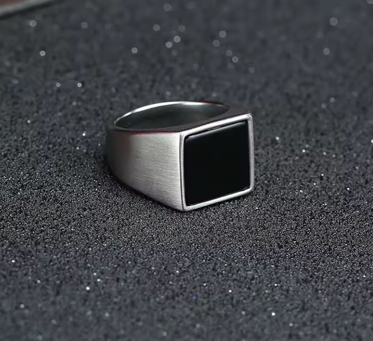 Gothic Punk Ring 18K gold