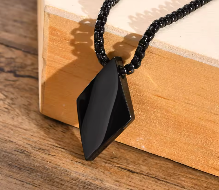 Rhombus Necklace