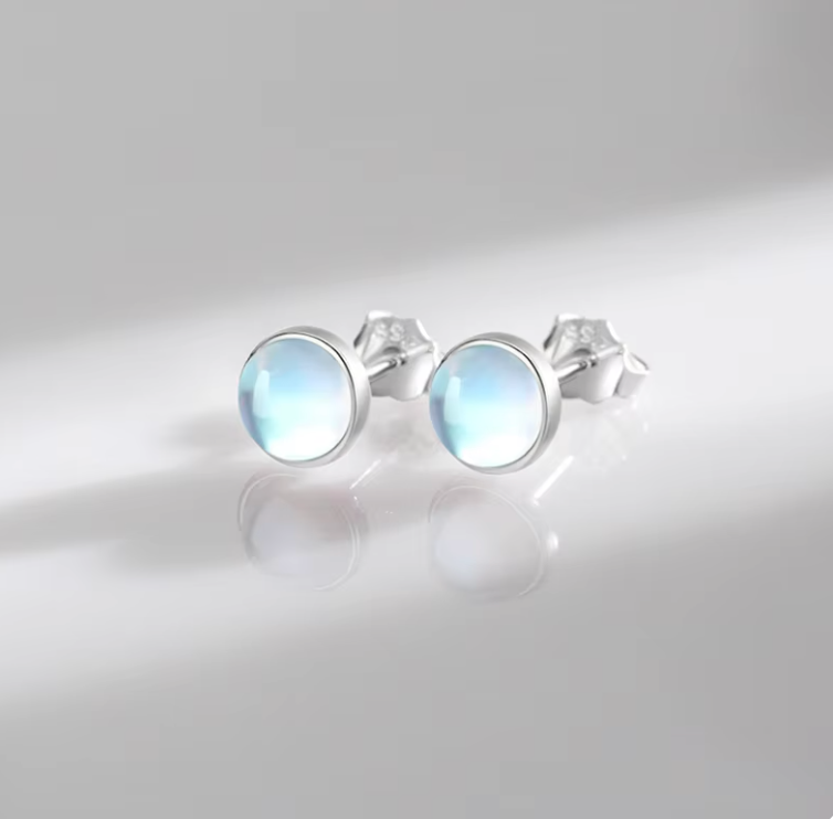 Moonstone Stud 925 Silver