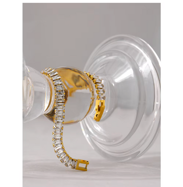 Crylic Bracelet 18k