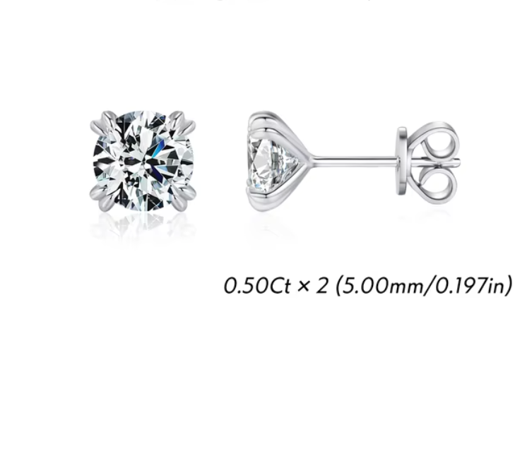 Stud 925 Silver Moissanite