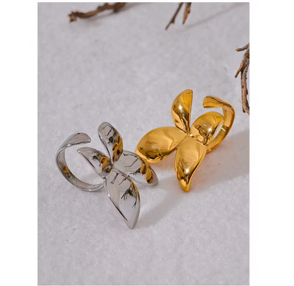 Butterfly Ring 18K gold