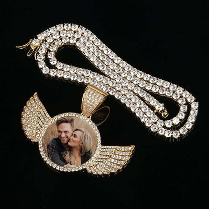 Picture Chain With Wings - Personalize with Picture and Words.