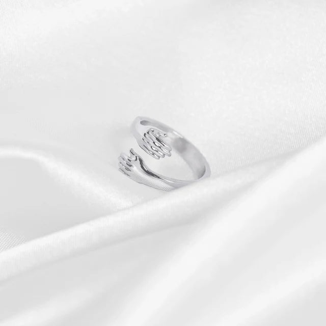 Hug Ring