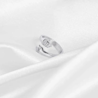 Hug Ring