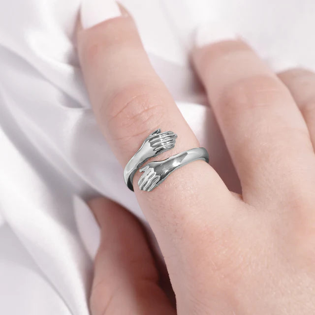 Hug Ring